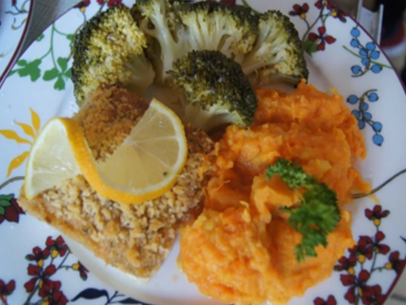 Schlemmerfilet mit Brokkoli und Süßkartoffelstampf - Rezept - Bild Nr. 9701