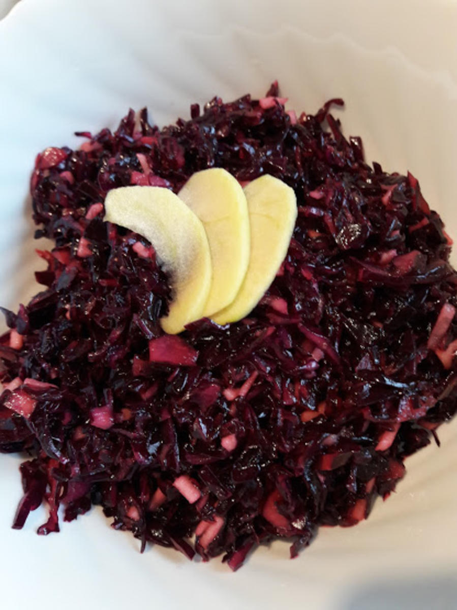 Rotkraut - Salat - Rezept mit Bild - kochbar.de