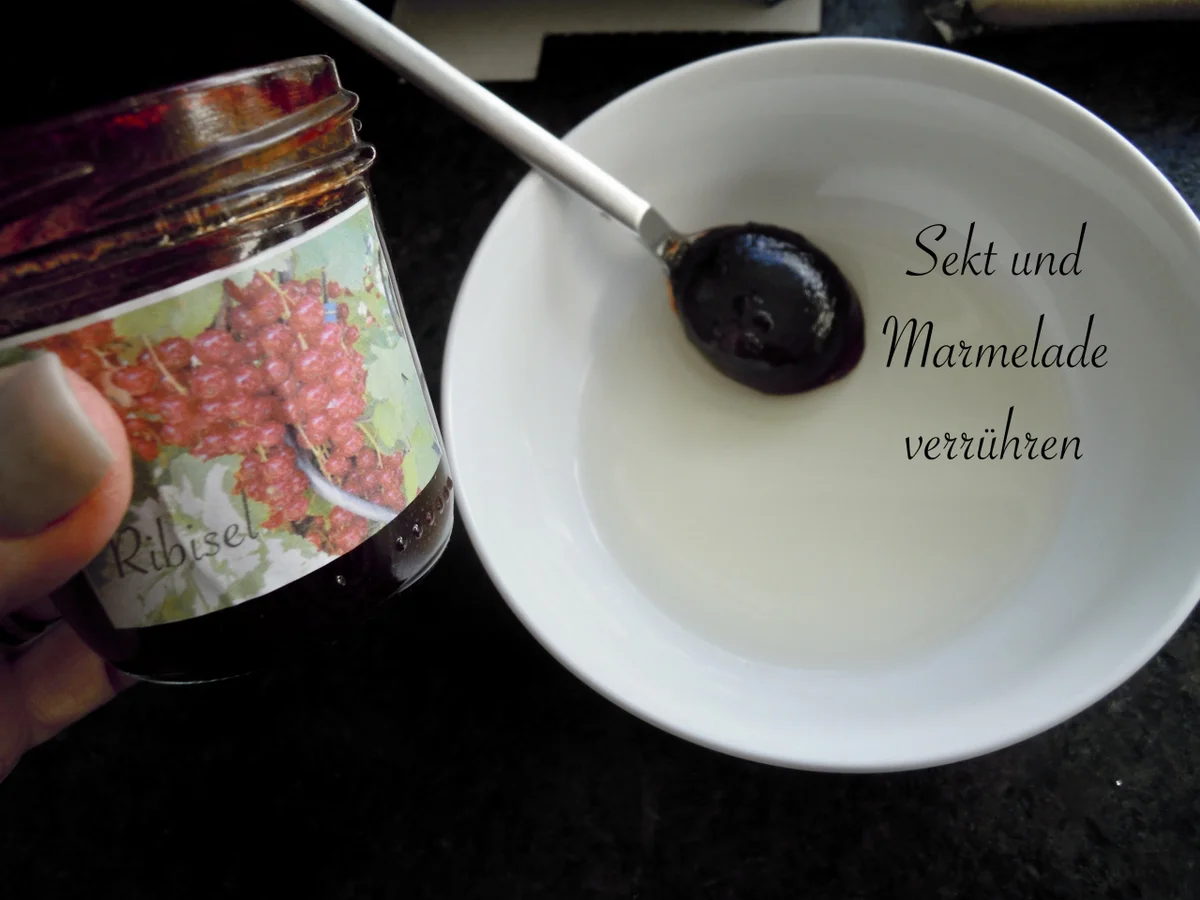 kleine festliche Prosecco Torte - Rezept - Bild Nr. 9682