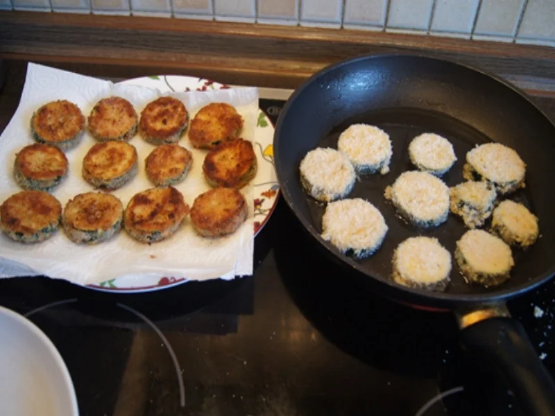 Gebratene Zucchinischeiben - Rezept - Bild Nr. 7