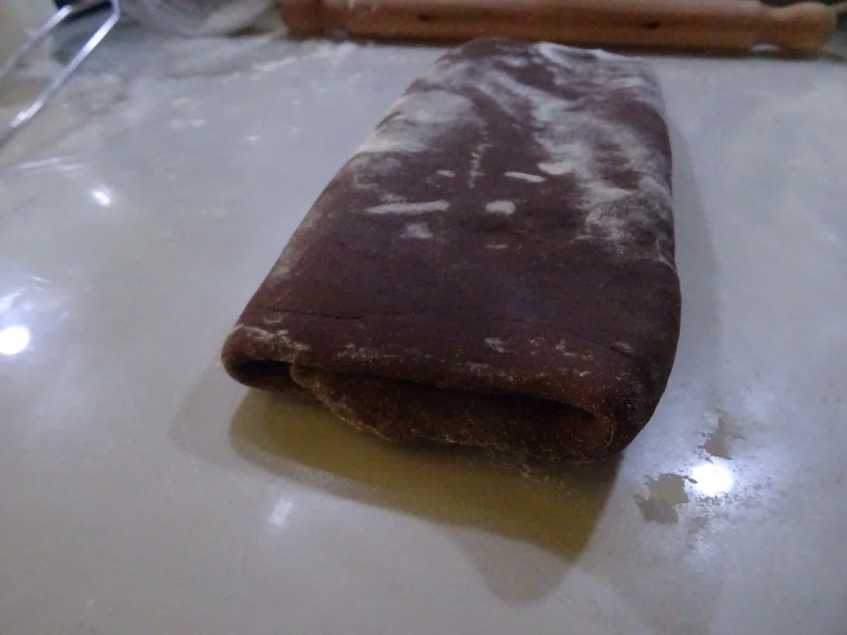 Rezept: Croissants und "Cronuts" aus Schoko-Blätterteig Bild Nr. 9692 Croissants und "Cronuts" aus Schoko-Blätterteig - Rezept - Bild Nr. 9692