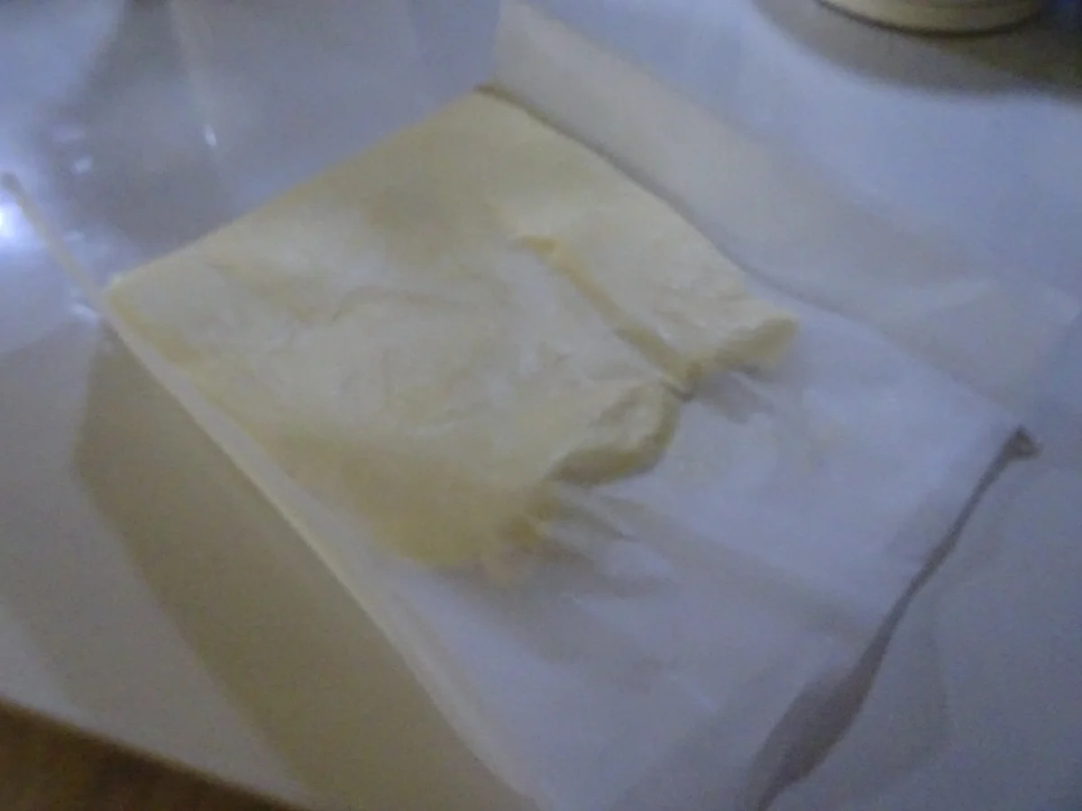 Rezept: Croissants und "Cronuts" aus Schoko-Blätterteig Bild Nr. 9698 Croissants und "Cronuts" aus Schoko-Blätterteig - Rezept - Bild Nr. 9698