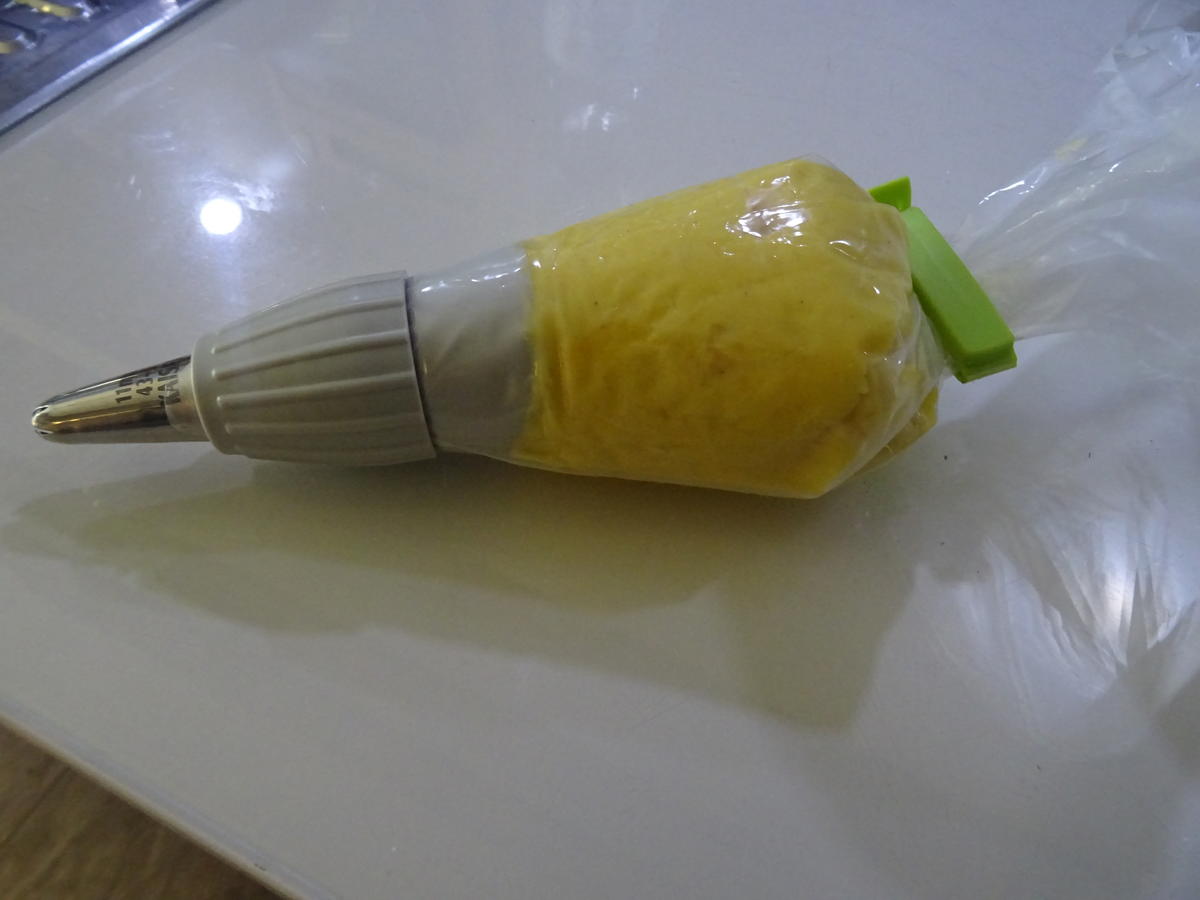 Kasseler im Blätterteigmantel mit Pommes duchesse und Möhren ... Kasseler im Blätterteigmantel mit Pommes duchesse und Möhren ...