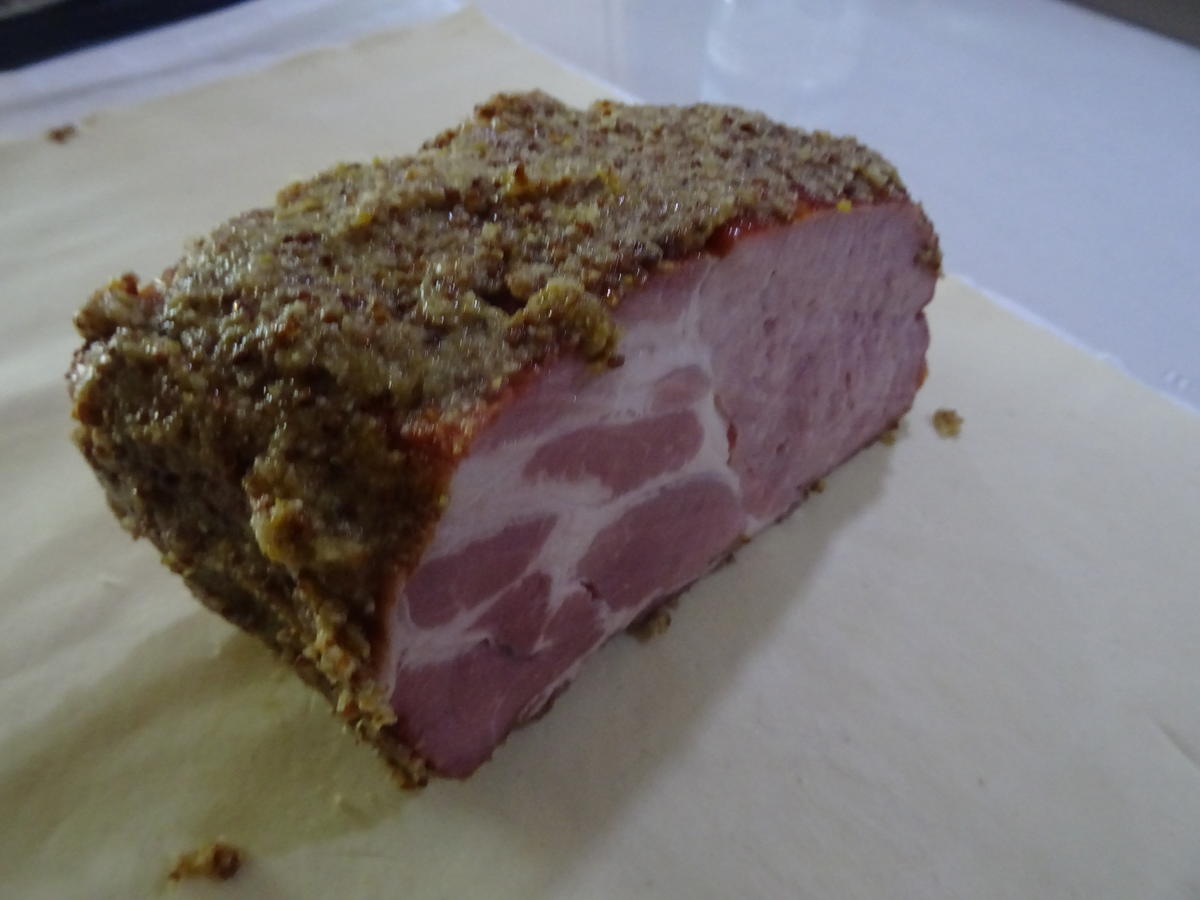 Kasseler im Blätterteigmantel mit Pommes duchesse und Möhren ... Kasseler im Blätterteigmantel mit Pommes duchesse und Möhren ...