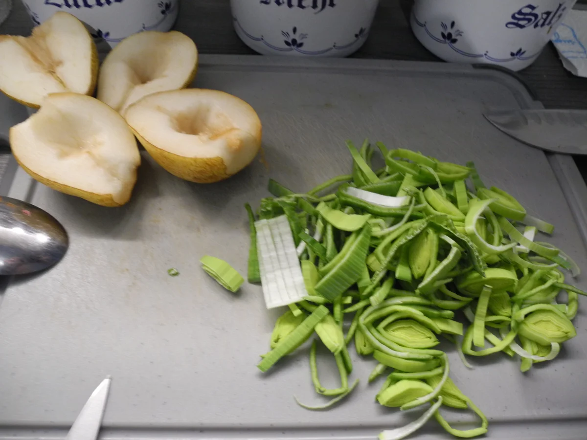 Rezept: Pizzaboden und dann den Kühlschrank aufräumen Bild Nr. 9698 Pizzaboden und dann den Kühlschrank aufräumen - Rezept - Bild Nr. 9698