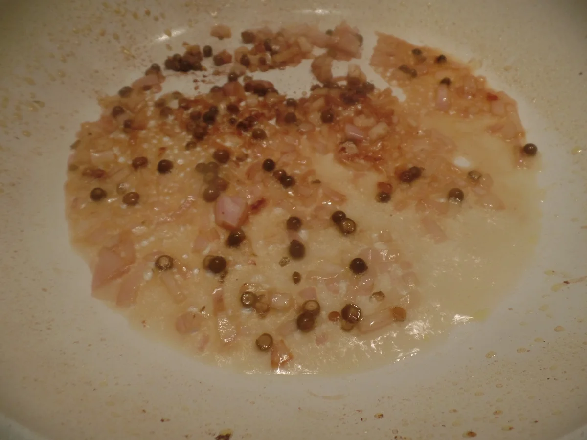 Rezept: Schweinefilet in Cognac-Sauce mit Rosenkohl und Kartoffelstampf Bild Nr. 9702 Schweinefilet in Cognac-Sauce mit Rosenkohl und Kartoffelstampf - Rezept - Bild Nr. 9702