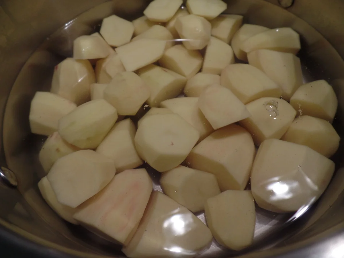 Rezept: Schweinefilet in Cognac-Sauce mit Rosenkohl und Kartoffelstampf Bild Nr. 9707 Schweinefilet in Cognac-Sauce mit Rosenkohl und Kartoffelstampf - Rezept - Bild Nr. 9707