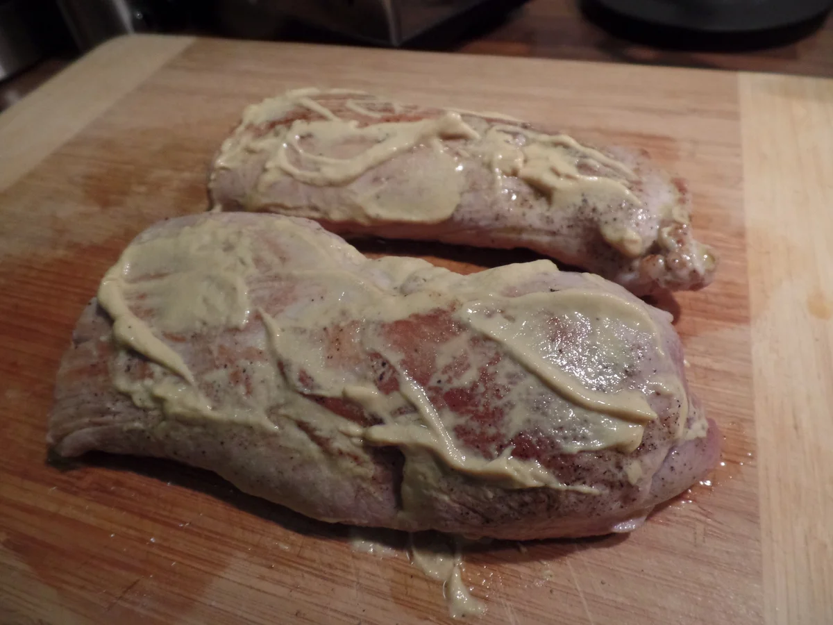 Rezept: Schweinefilet in Cognac-Sauce mit Rosenkohl und Kartoffelstampf Bild Nr. 9711 Schweinefilet in Cognac-Sauce mit Rosenkohl und Kartoffelstampf - Rezept - Bild Nr. 9711