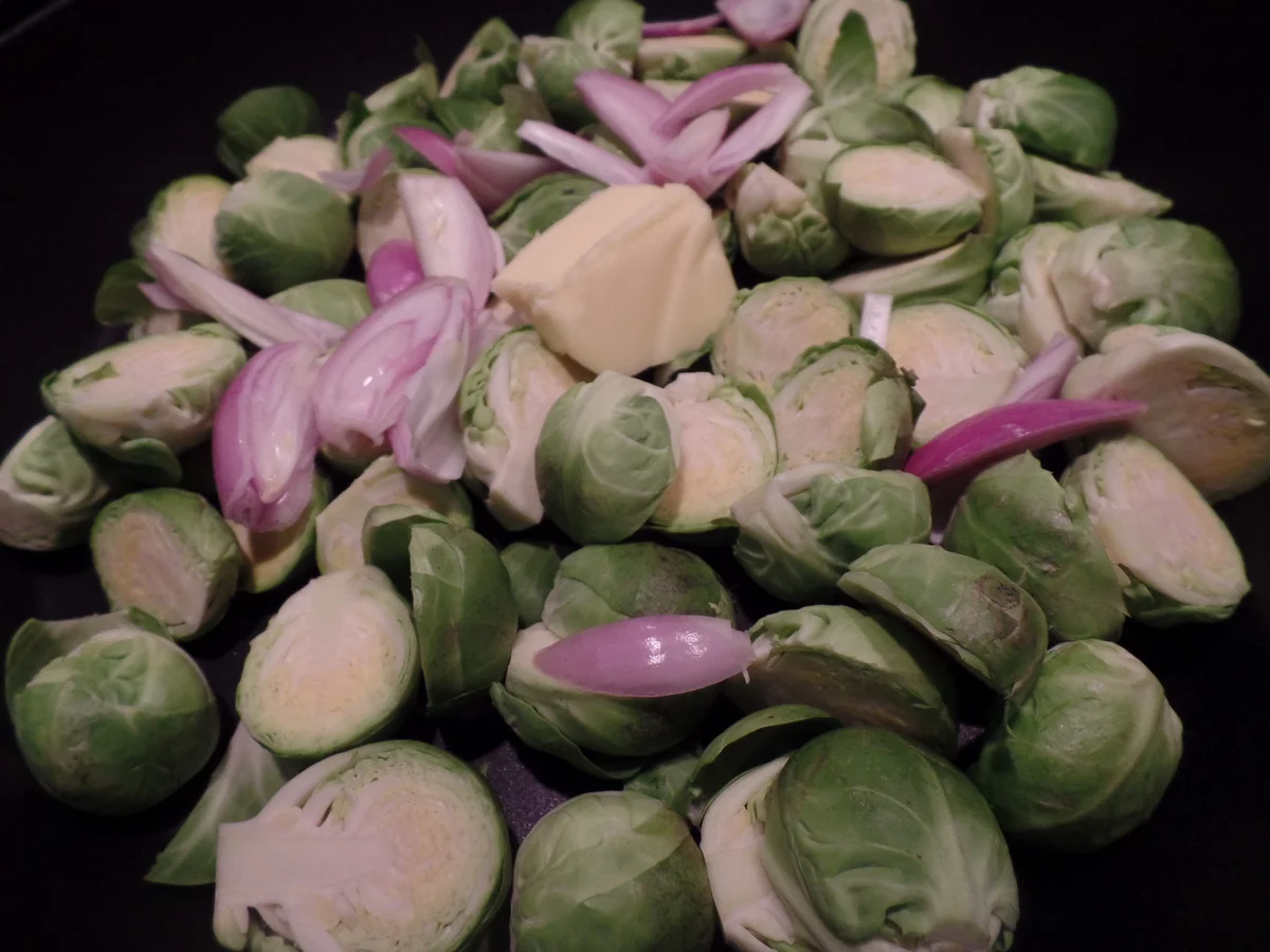 Rezept: Schweinefilet in Cognac-Sauce mit Rosenkohl und Kartoffelstampf Bild Nr. 9715 Schweinefilet in Cognac-Sauce mit Rosenkohl und Kartoffelstampf - Rezept - Bild Nr. 9715