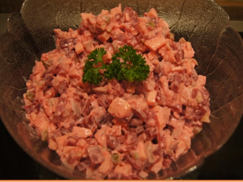 Roter Matjesfiletsalat mit Pellkartoffel-Drillingen - Rezept - Bild Nr. 6