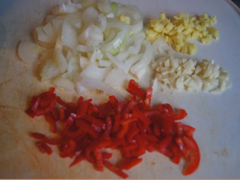 Thüringer Rostbratwurst mit Gemüsepaprikamix und Süßkartoffelstampf - Rezept - Bild Nr. 11