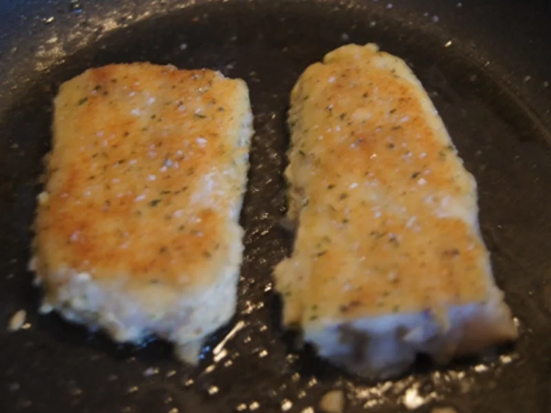 Alaska-Seelachs mit Rahmkohlrabi und Drillingen - Rezept - Bild Nr. 5