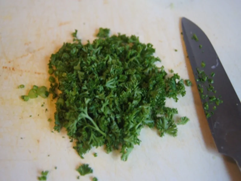 Alaska-Seelachs mit Rahmkohlrabi und Drillingen - Rezept - Bild Nr. 8