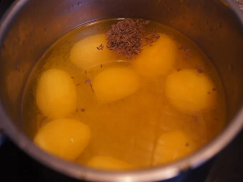 Alaska-Seelachs mit Rahmkohlrabi und Drillingen - Rezept - Bild Nr. 12