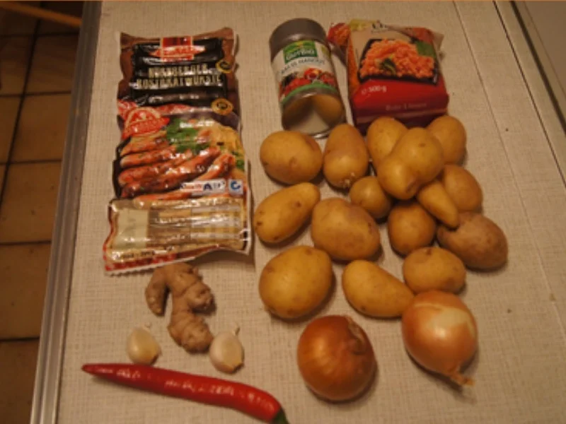 Kartoffel-Linsen-Eintopf mit Würstcheneinlage - Rezept - Bild Nr. 3