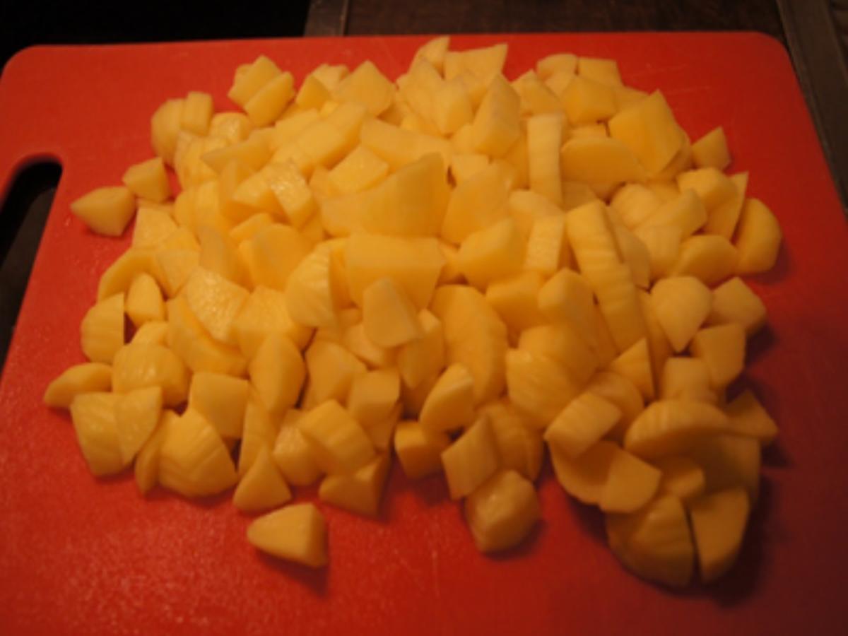 Kartoffel-Linsen-Eintopf mit Würstcheneinlage - Rezept - Bild Nr. 4