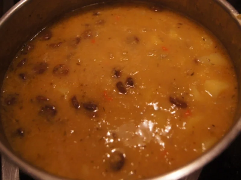 Kartoffel-Linsen-Eintopf mit Würstcheneinlage - Rezept - Bild Nr. 16