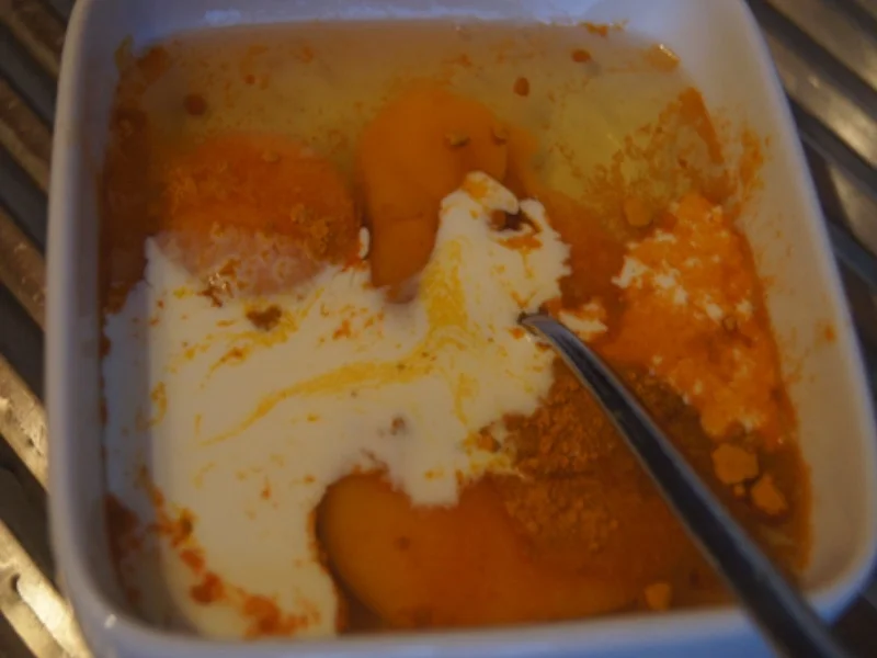 Herzhaft gewürzter Rahm-Spinat mit Rührei und Drillingen - Rezept - Bild Nr. 9