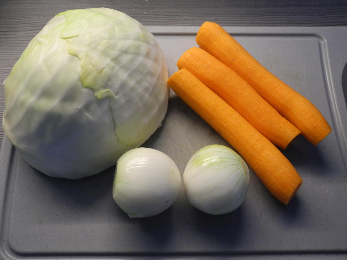 Nachgekocht - Schmorgemüse Weißkohl mit Hackfleisch - modifiziert - Rezept - Bild Nr. 9723