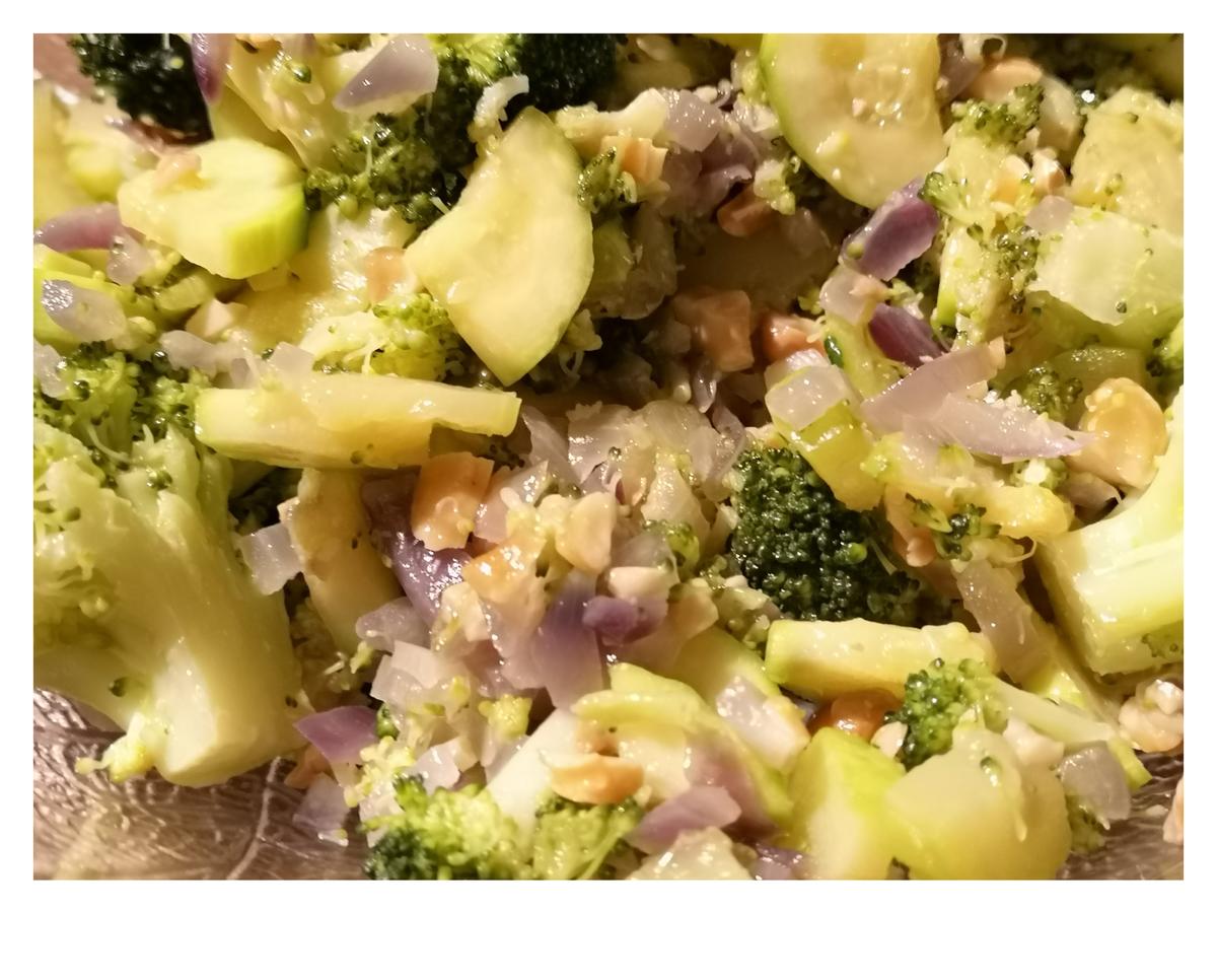 BiNe` S BROCCOLISALAT MIT PAPAYA - Rezept - Bild Nr. 5