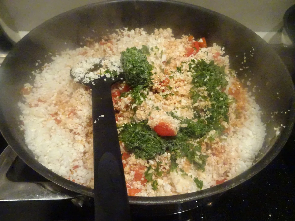 Blumenkohl-Paprika-Pfanne im "Couscous-Style",  scharf - Rezept - Bild Nr. 9752