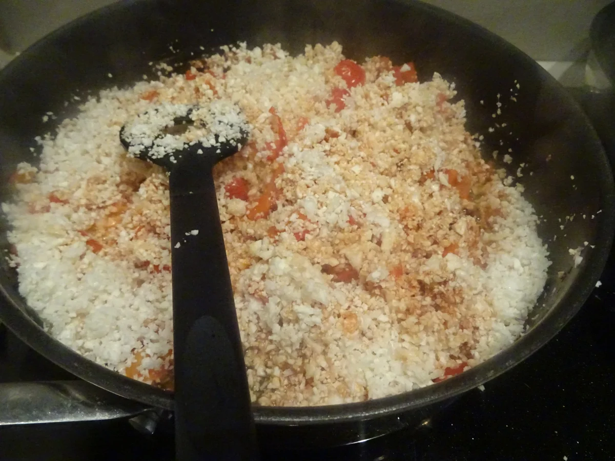 Blumenkohl-Paprika-Pfanne im "Couscous-Style",  scharf - Rezept - Bild Nr. 9753