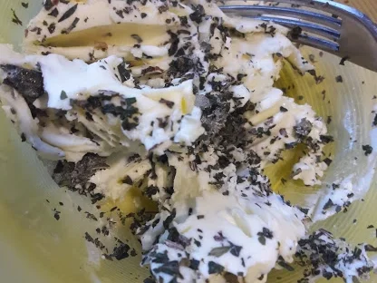 Rezept: Zitronen-Kräuter-Hähnchen Bild Nr. 4 Zitronen-Kräuter-Hähnchen - Rezept - Bild Nr. 4