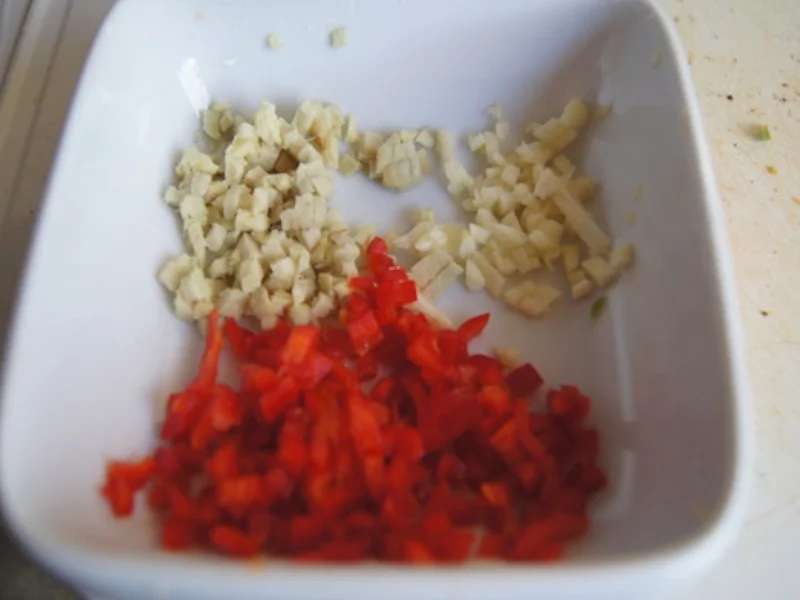 Steakhüfte mit Paprika-Zuckerschoten-Gemüse im Wok und gelber Basmatireis - Rezept - Bild Nr. 9