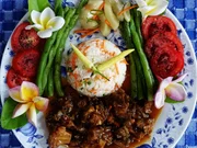 Würzig-exotische Ochsenschwanzsuppe mit fleischigen Knochen - Rezept - Bild Nr. 2