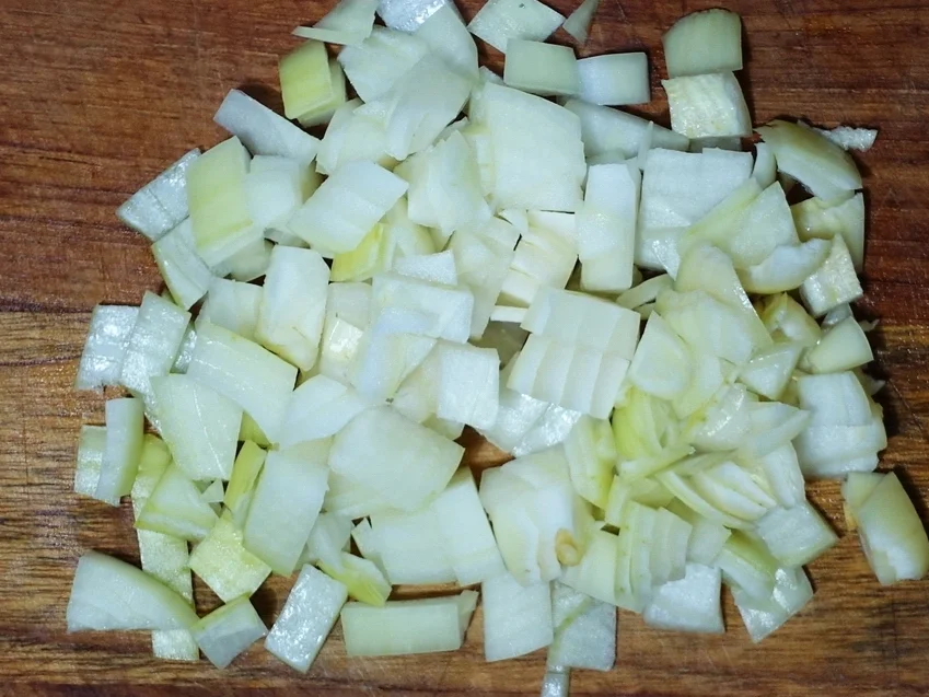 Würzig-exotische Ochsenschwanzsuppe mit fleischigen Knochen - Rezept - Bild Nr. 4