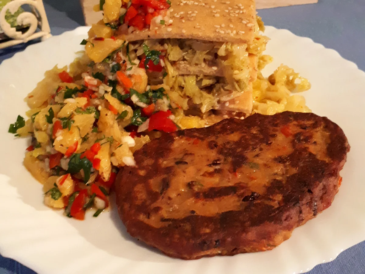 Rezept: Scharfer Hochstapler mit Bohnensteak - vegan Bild Nr. 16 Scharfer Hochstapler mit Bohnensteak - vegan - Rezept - Bild Nr. 16