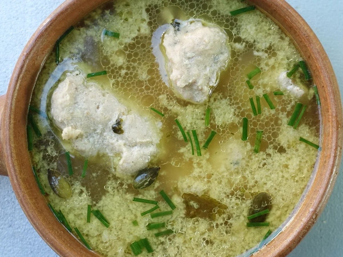 Rezept: Brätknödelsuppe Ravensburg Bild Nr. 2 Brätknödelsuppe Ravensburg - Rezept - Bild Nr. 2