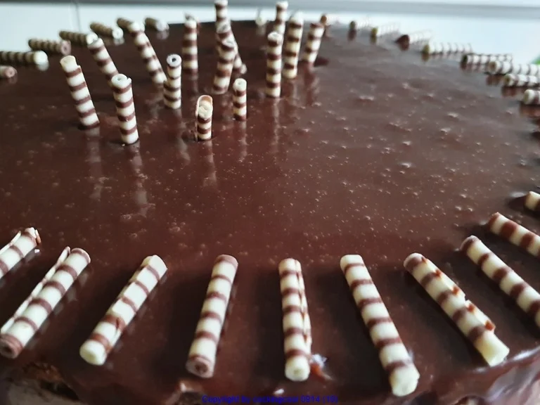 Schokoladen - Karamel - Torte - Rezept - Bild Nr. 13