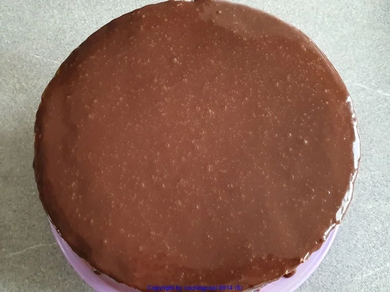 Schokoladen - Karamel - Torte - Rezept - Bild Nr. 10