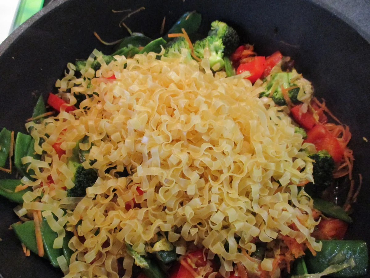 Hähnchenschnitzel im Sesam-Kräutermantel = kochbar Challenge 1.0 (Januar 2020) - Rezept - Bild Nr. 9803