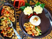 Tintenfischringe im Mehlmantel mit süßer Tamarindensauce - Rezept - Bild Nr. 2