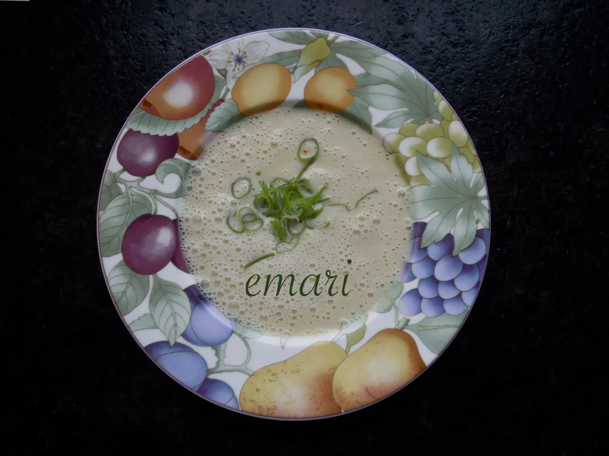 Rezept: Kartoffel Sellerie Schaumsüppchen Bild Nr. 13 Kartoffel Sellerie Schaumsüppchen - Rezept - Bild Nr. 13