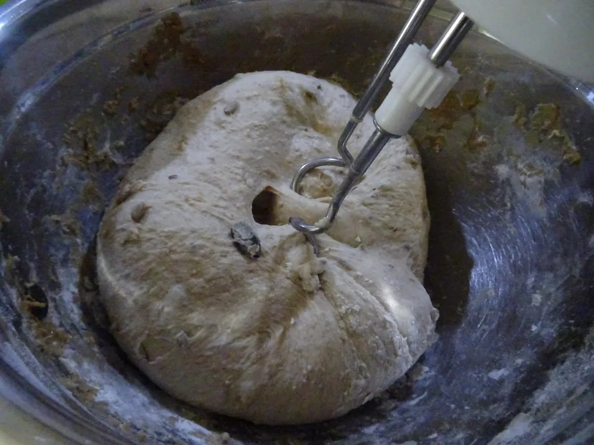 Dinkel-Baguette mit Körnern und Walnüssen - Rezept - Bild Nr. 8