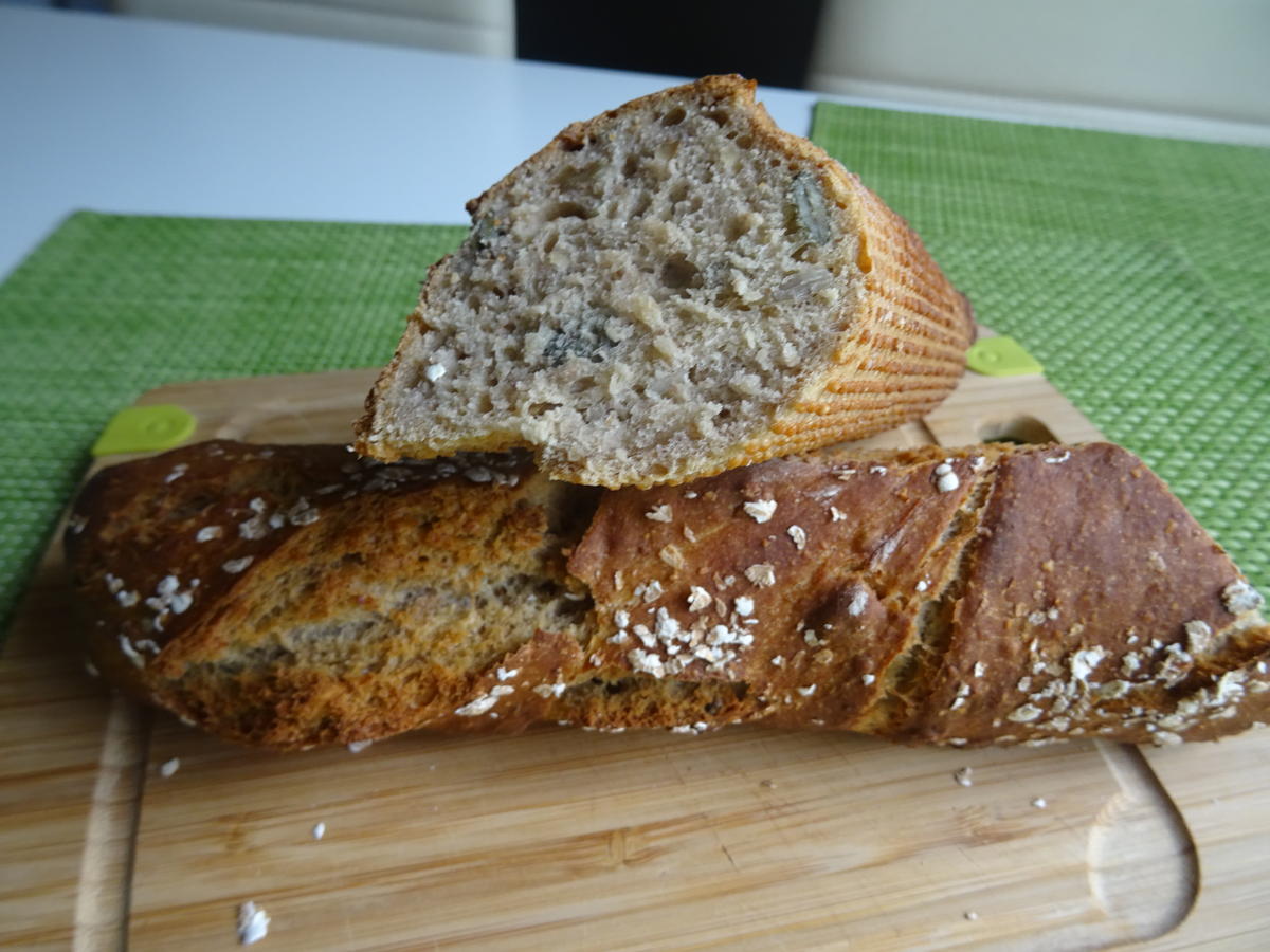 Dinkel-Baguette mit Körnern und Walnüssen - Rezept - Bild Nr. 12