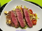 Gorgonzolasteak  auf Rauke und Kirschtomaten (heute mit Römersalat) - Rezept - Bild Nr. 2