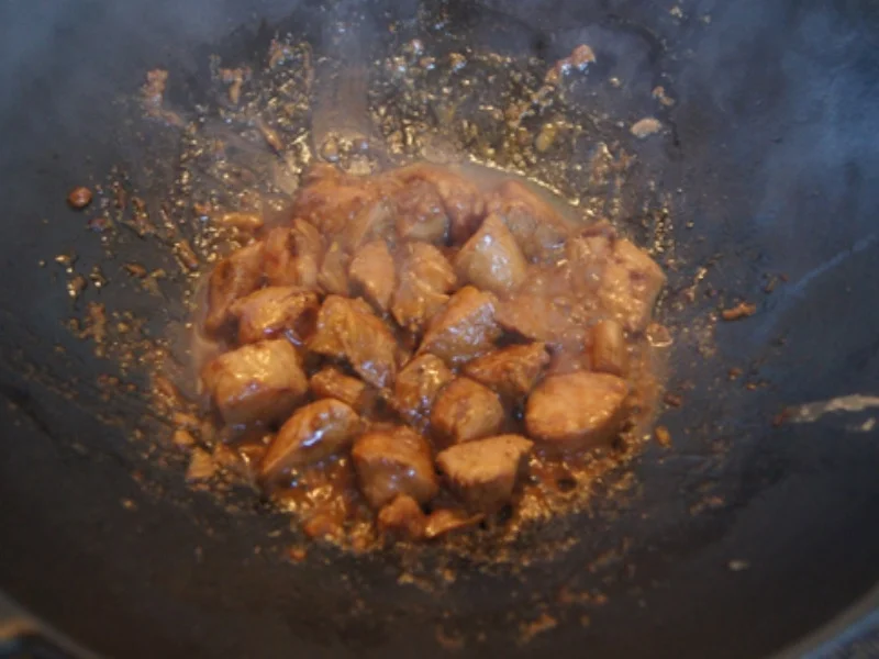 Putenbrustwürfel mit Gemüsestreifen - Rezept - Bild Nr. 8