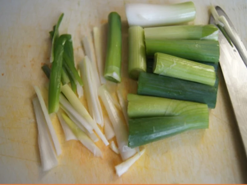 Putenbrustwürfel mit Gemüsestreifen - Rezept - Bild Nr. 12