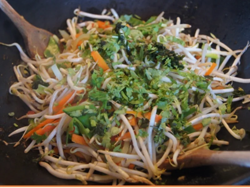 Putenbrustwürfel mit Gemüsestreifen - Rezept - Bild Nr. 19