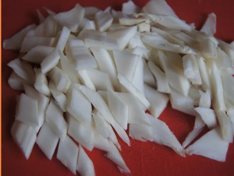 Hähnchenbrustfilet-Gemüse-Suppe mit Eierstich und Fadennudeln - Rezept - Bild Nr. 8