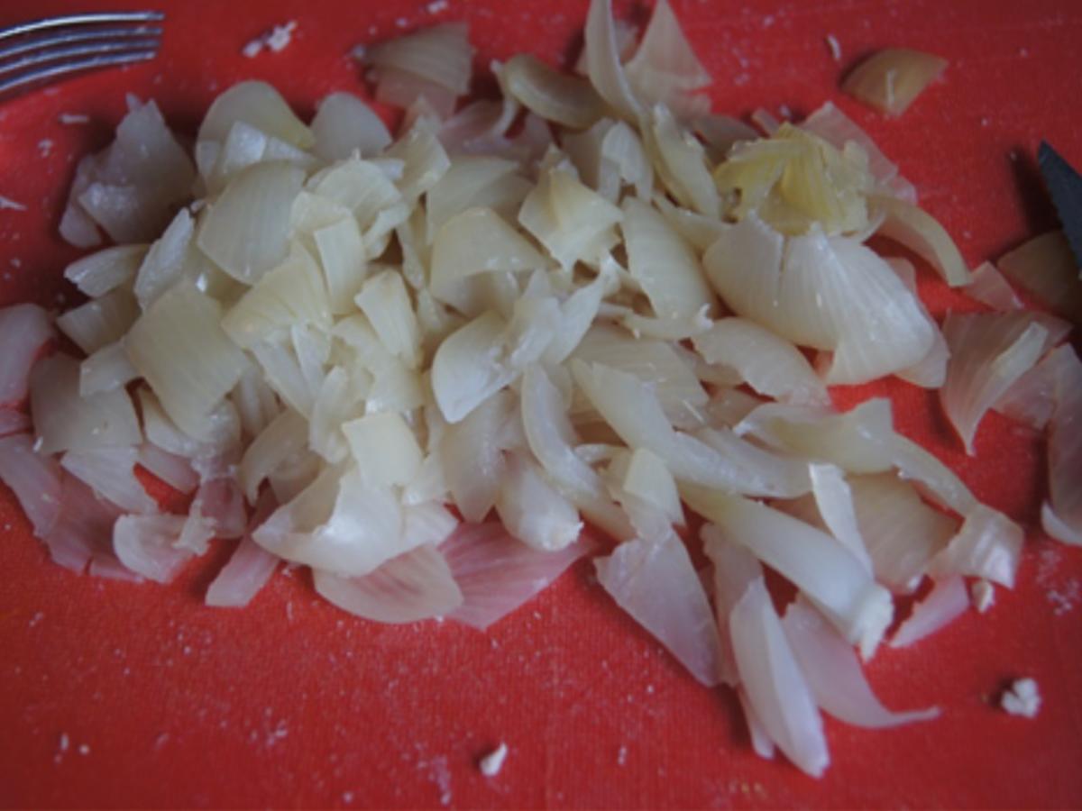 Hähnchenbrustfilet-Gemüse-Suppe mit Eierstich und Fadennudeln - Rezept - Bild Nr. 12