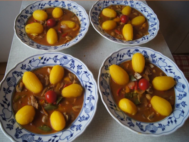 Rezept: Schweinefiletcurry mit Gemüsemix im Wok und Drillinge Bild Nr. 9853 Schweinefiletcurry mit Gemüsemix im Wok und Drillinge - Rezept - Bild Nr. 9853