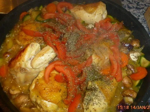 Rezept: Geschmortes Hähnchen mit Gemüse und Reis Bild Nr. 6 Geschmortes Hähnchen mit Gemüse und Reis - Rezept - Bild Nr. 6