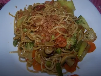 gebratene chinesische Nudeln mit Gemüse - Rezept