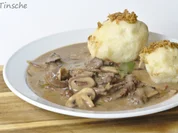 Rehgeschnetzeltes mit Hefeknödeln - Rezept - Bild Nr. 10