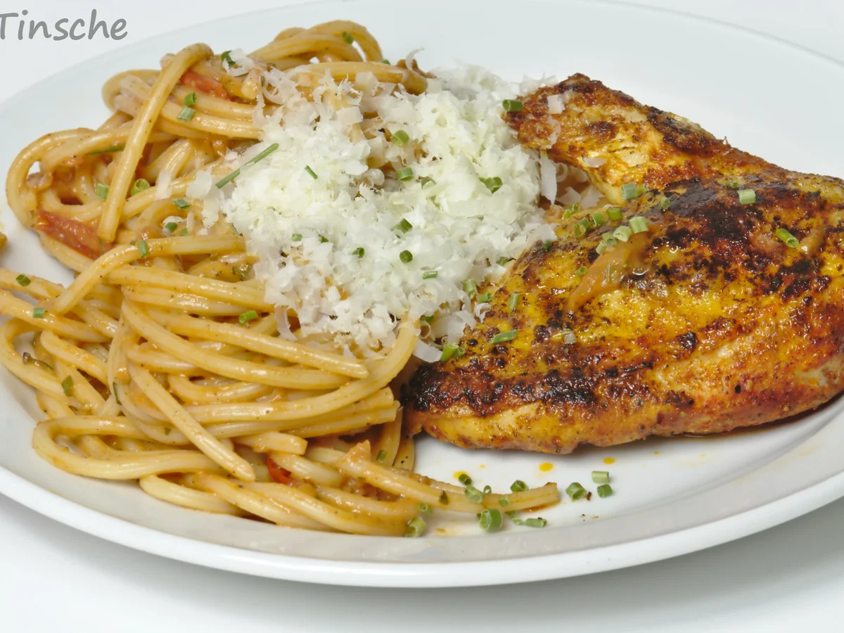 Rezept: Maishähnchenbrust mit Tomatenspaghetti Bild Nr. 5 Maishähnchenbrust mit Tomatenspaghetti - Rezept - Bild Nr. 5